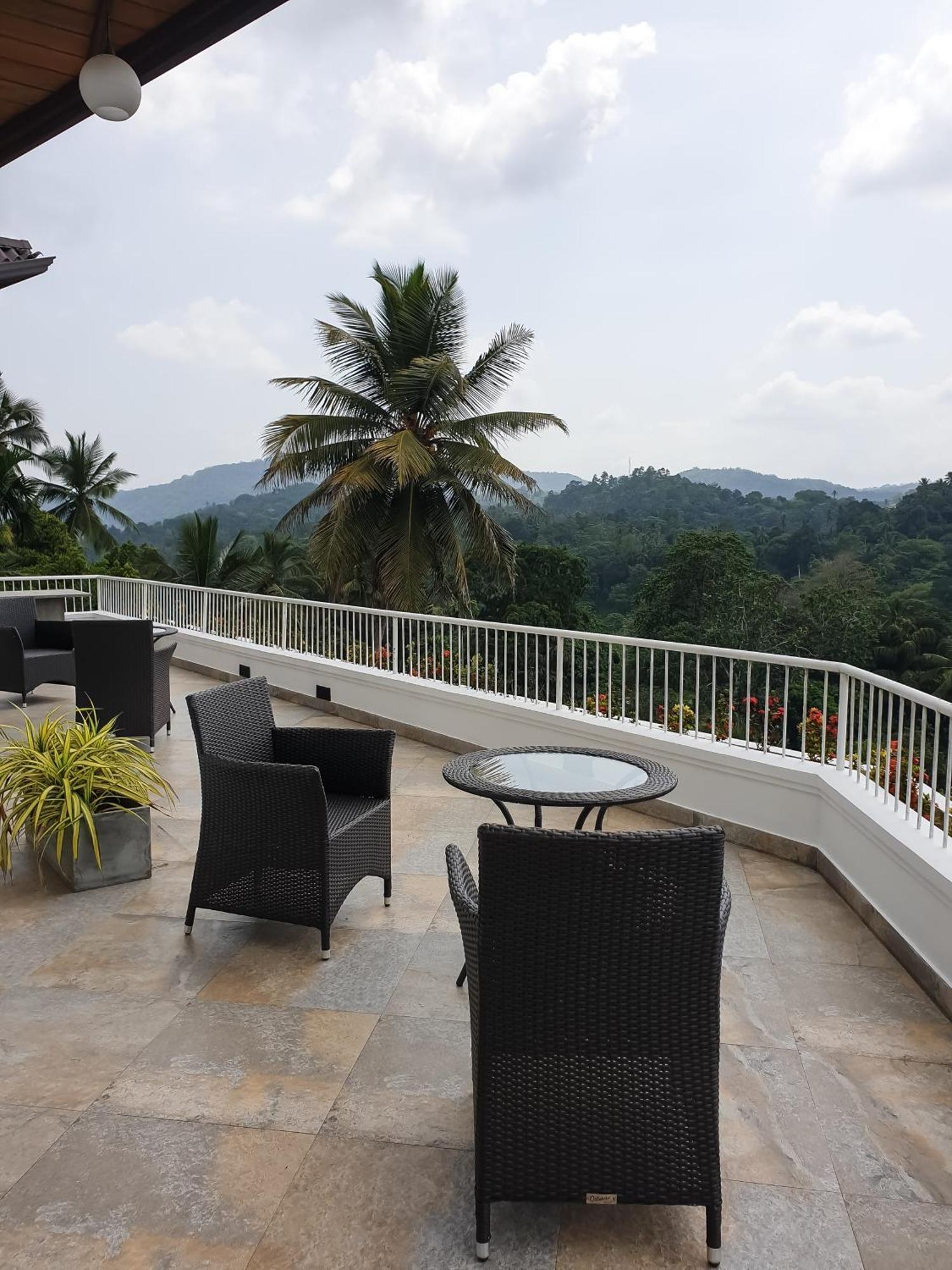Samindra Villa Kandy Zewnętrze zdjęcie